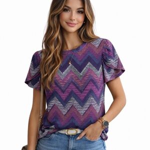LuLaRoe Tulip Sleeve Purple Chevron Top
